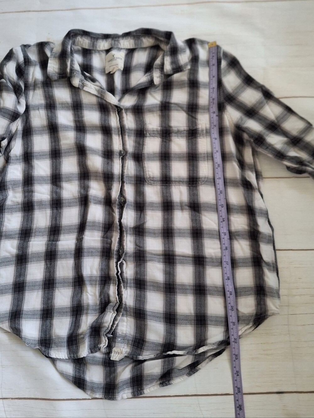 American Eagle Large Boyfriend Fit Black White Plaid Long Sleeve Shirt - Picture 7 of 14